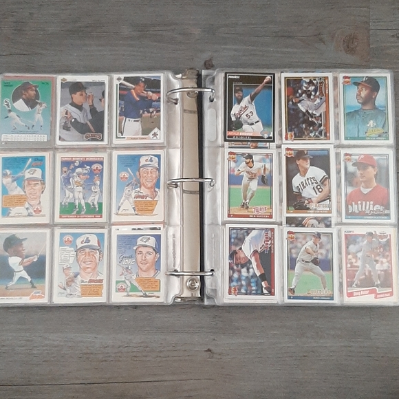 MLB Baseball Card Collection - Picture 8 of 17